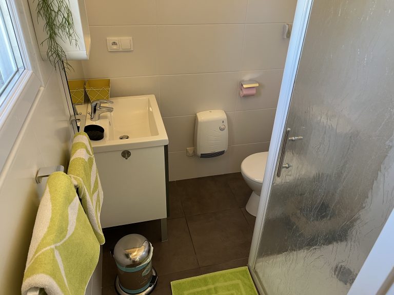 Chambre-hote-voyage-salle-eau-privative-tarn